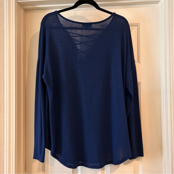 L Bold Elements Blue Sweater Knit Top - Picture 5 of 5